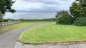 Redcastle Chateau by the Sea Sleeps 6!!, Rathcoole
